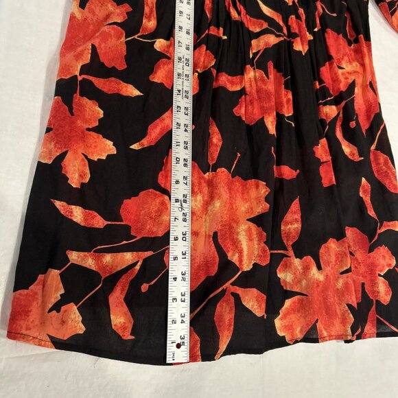 Soft Surroundings Floral‎ Hibiscus Black Embroidered Pintuck Tunic Top L Light - Picture 8 of 9